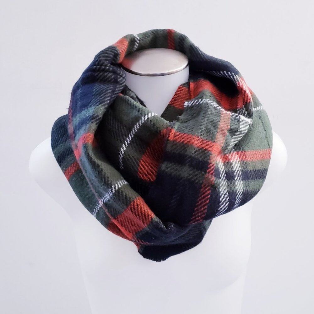 Reversible Infinity Scarf Plaid